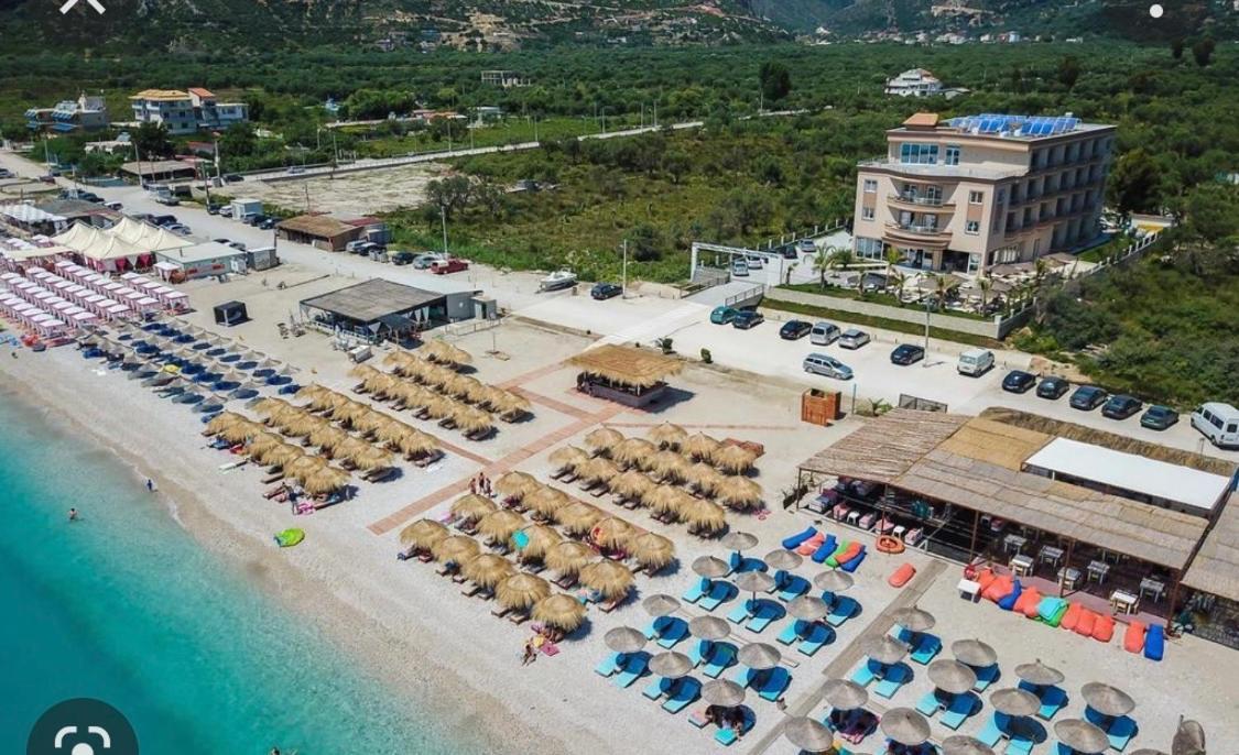 Maison Bellevue - 2 Bdrm Villa In Borsh Beach Kültér fotó